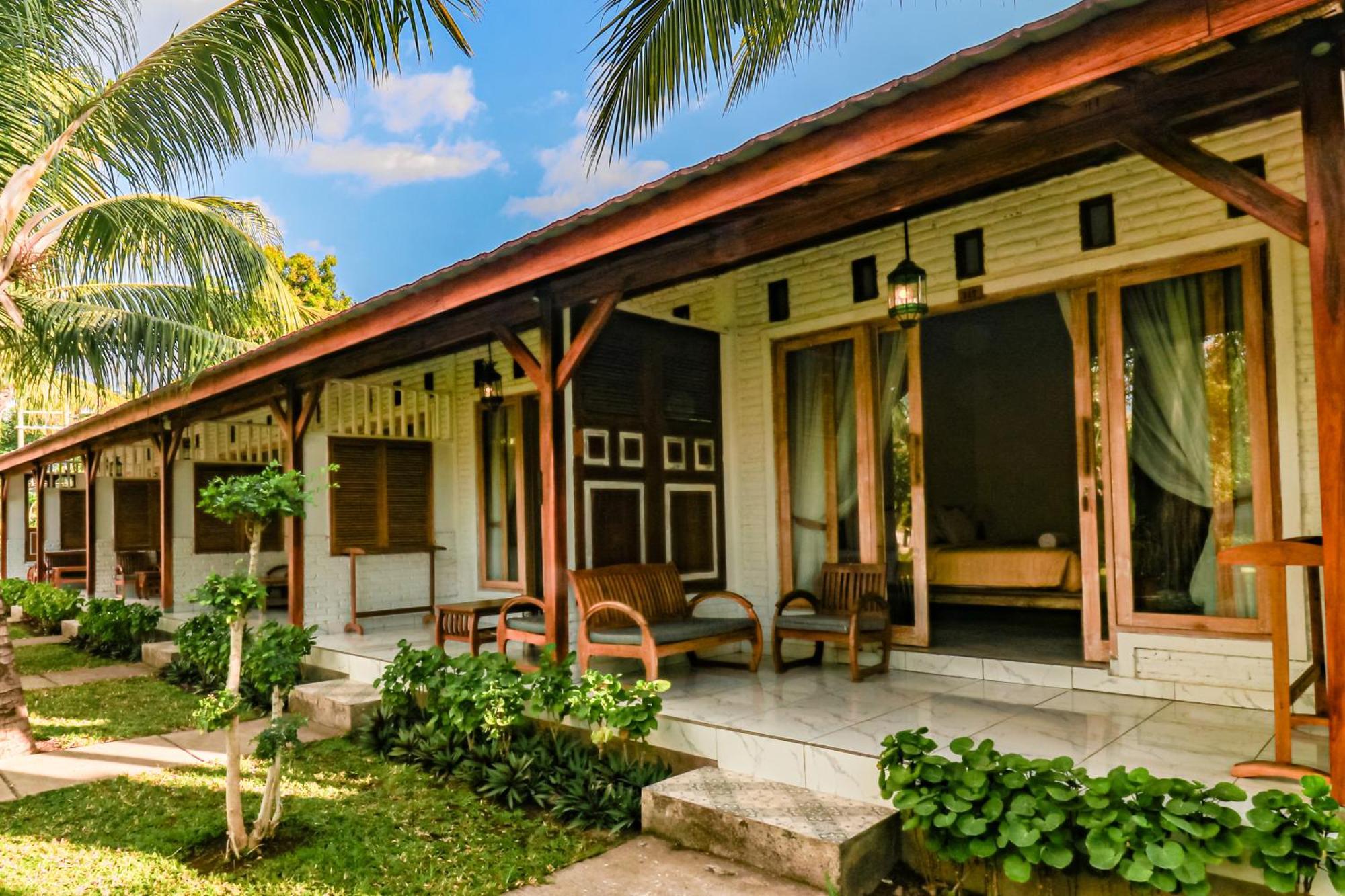 Mina Tanjung Hotel Exterior foto