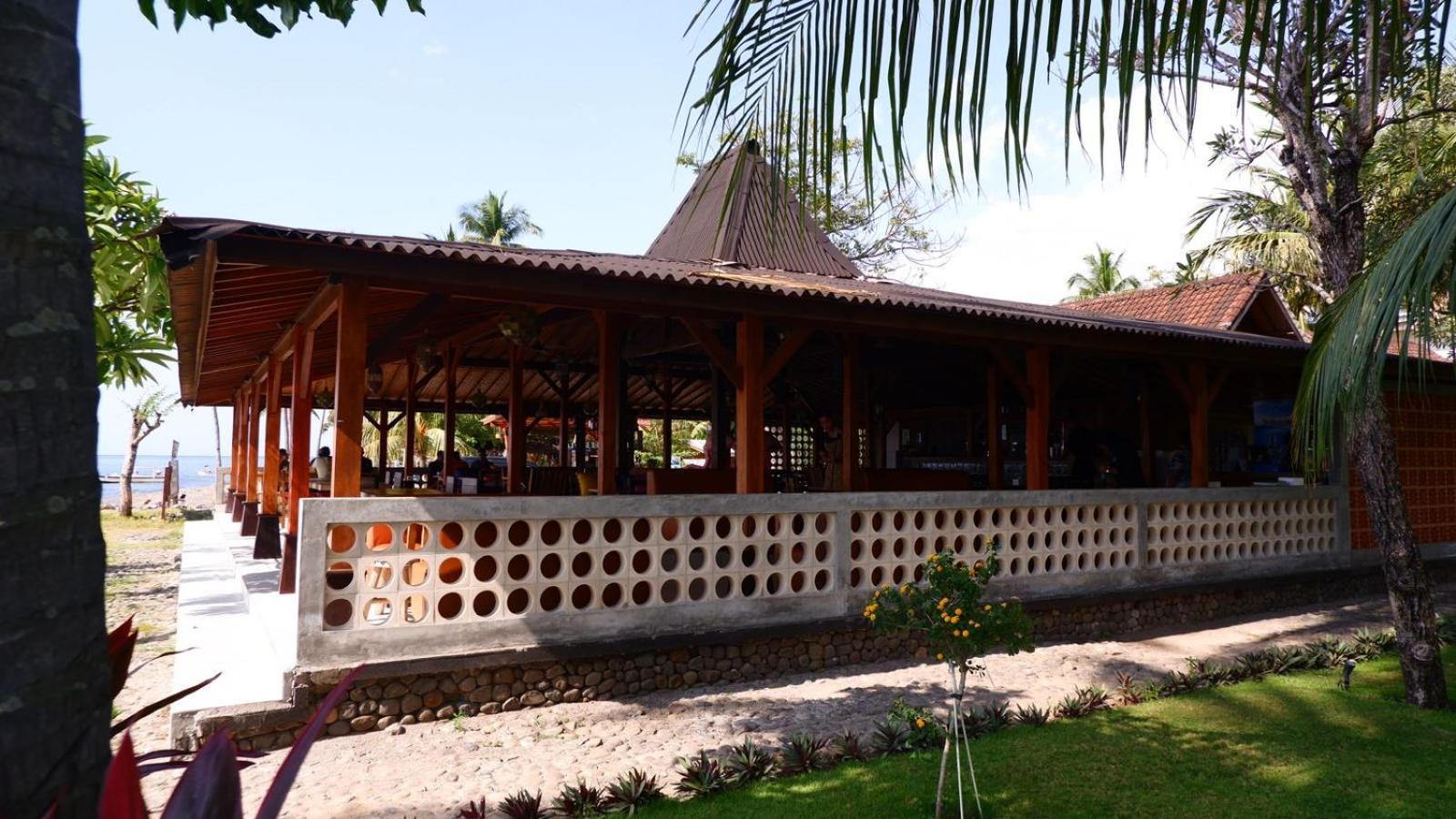 Mina Tanjung Hotel Exterior foto